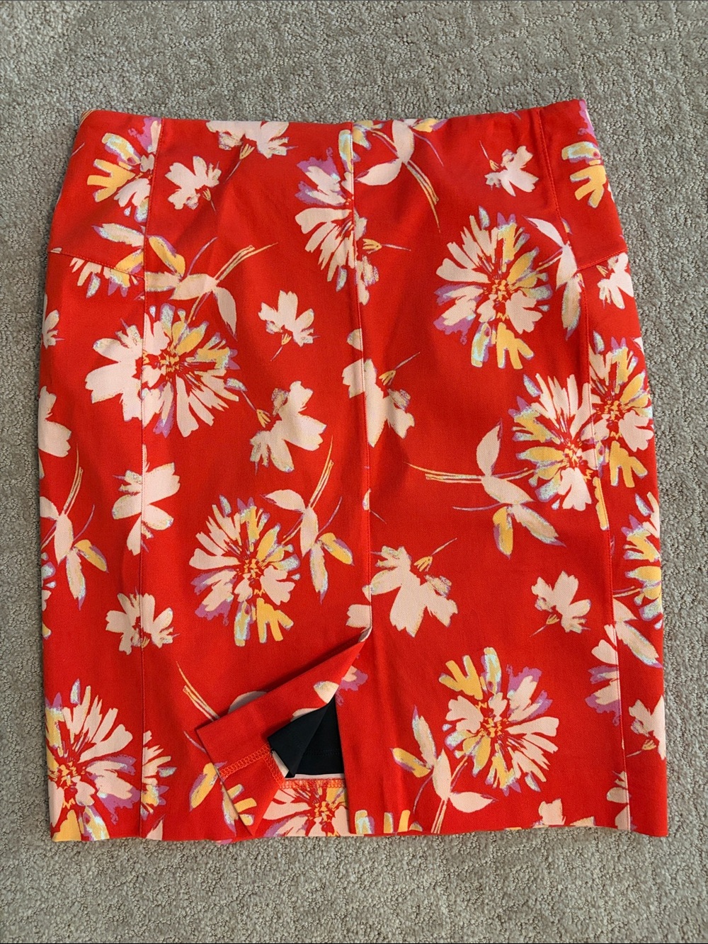 Lysse Red Floral Pencil Skirt - Picture 3 of 3